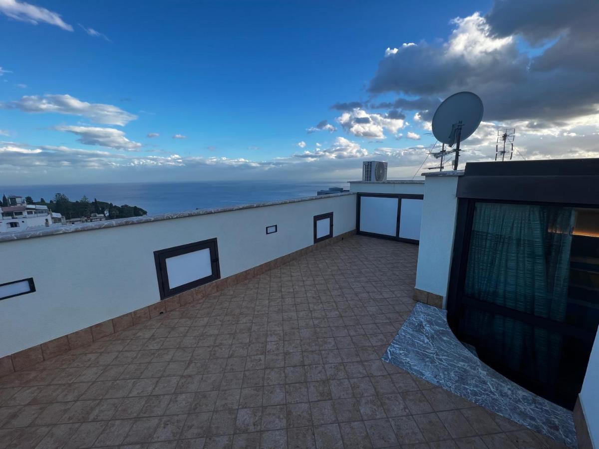 Dream House Apartment Таормина Екстериор снимка